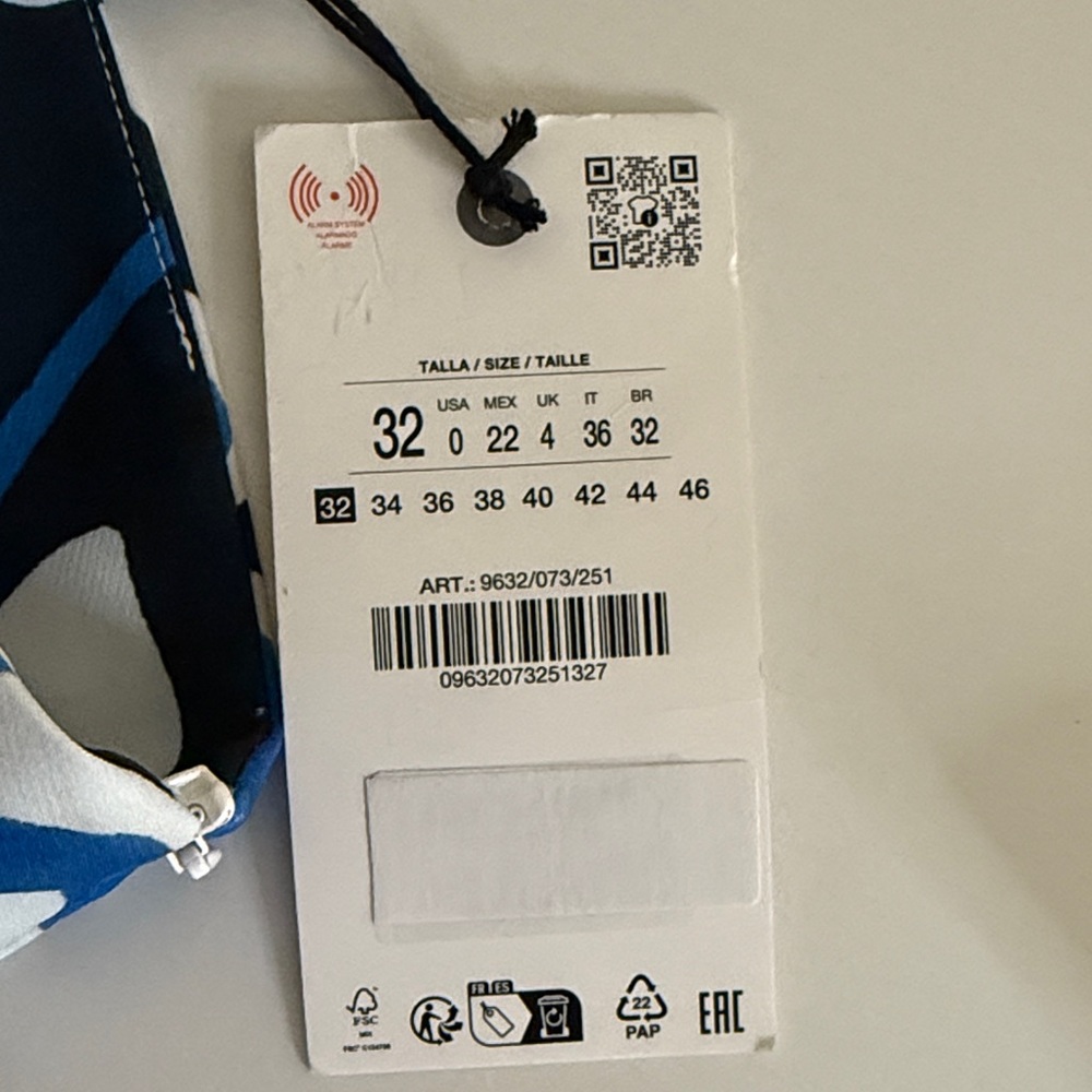 Zara Blue, White and Black High Waisted, Wide Leg Culottes - Picture 9 of 9